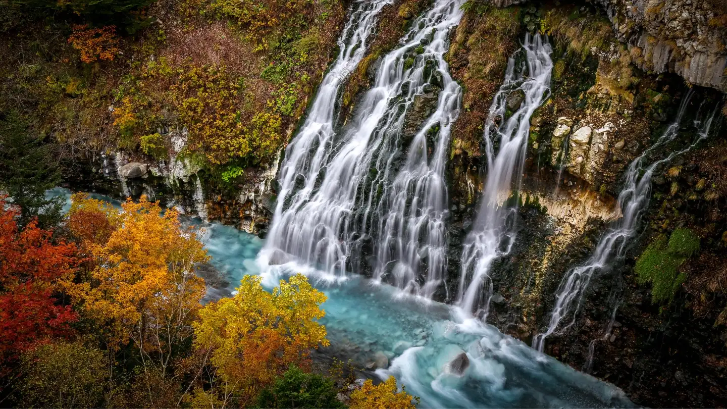 น้ำตกชิราฮิเงะ (Shirahige Waterfall) – ฮอกไกโด