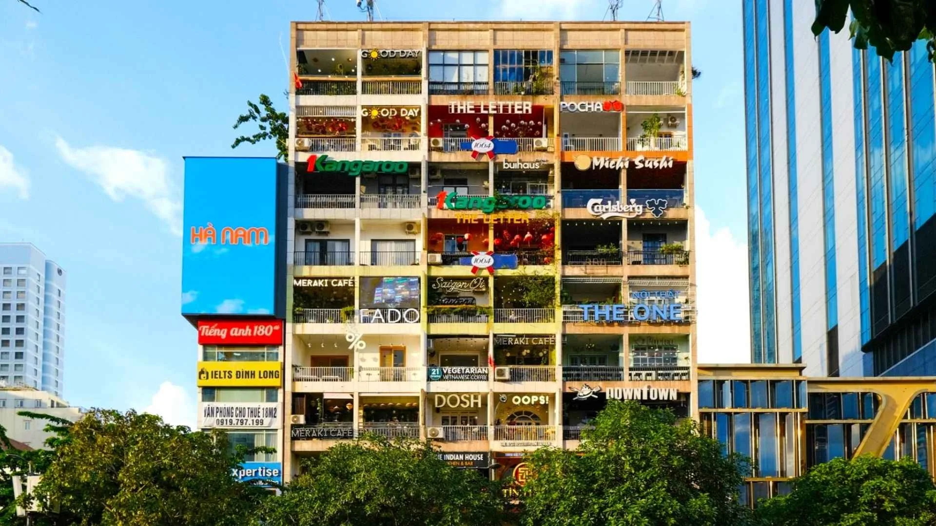 Cafe Apartment